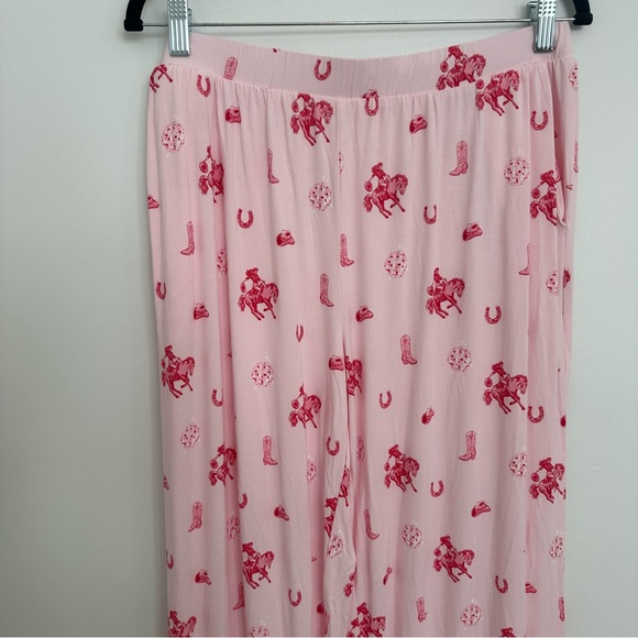 NWT Long-Sleeved Women's Pajama Set in Disco Cowgirl size L - Picture 13 of 17